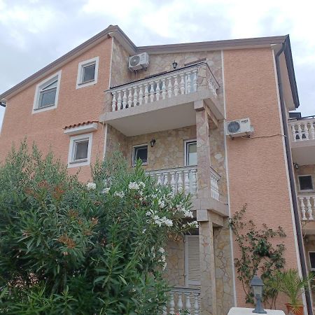 Apartments Vesna Nova Vas  ภายนอก รูปภาพ