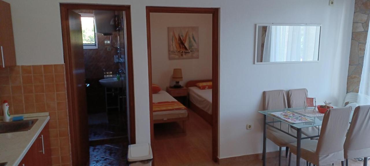 Apartments Vesna Nova Vas  ภายนอก รูปภาพ