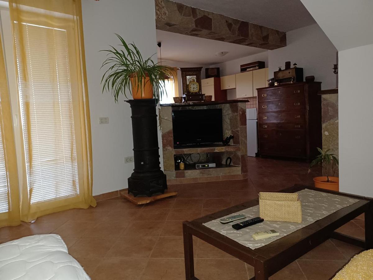Apartments Vesna Nova Vas  ภายนอก รูปภาพ