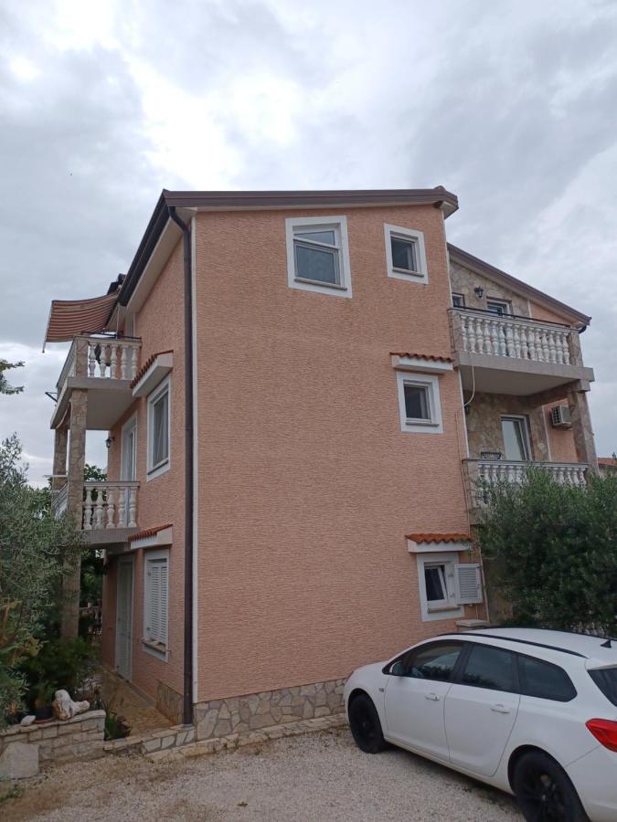 Apartments Vesna Nova Vas  ภายนอก รูปภาพ