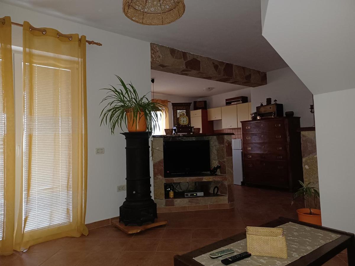 Apartments Vesna Nova Vas  ภายนอก รูปภาพ